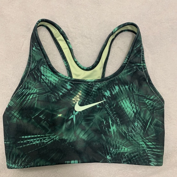 Nike sports bra - Picture 1 of 2